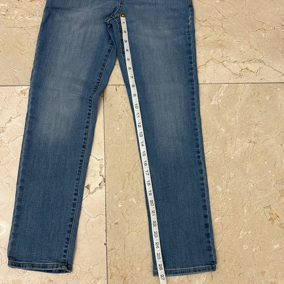 NWT - 💕Stretch Place Straight Girl’s Blue Jeans Sz: 12 Adjustable waist - Picture 3 of 7